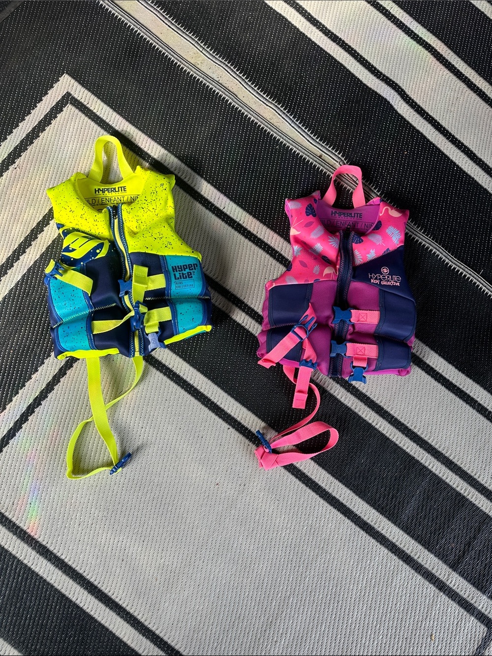 Hyperlite Kids Life Jacket - Pink or Neon Yellow
